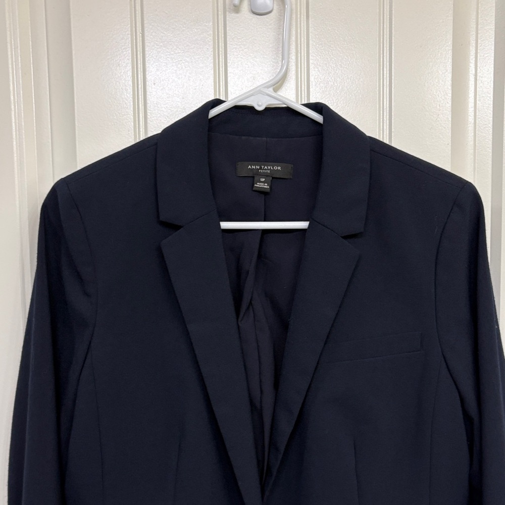 Ann Taylor Navy Blazer - Picture 2 of 9
